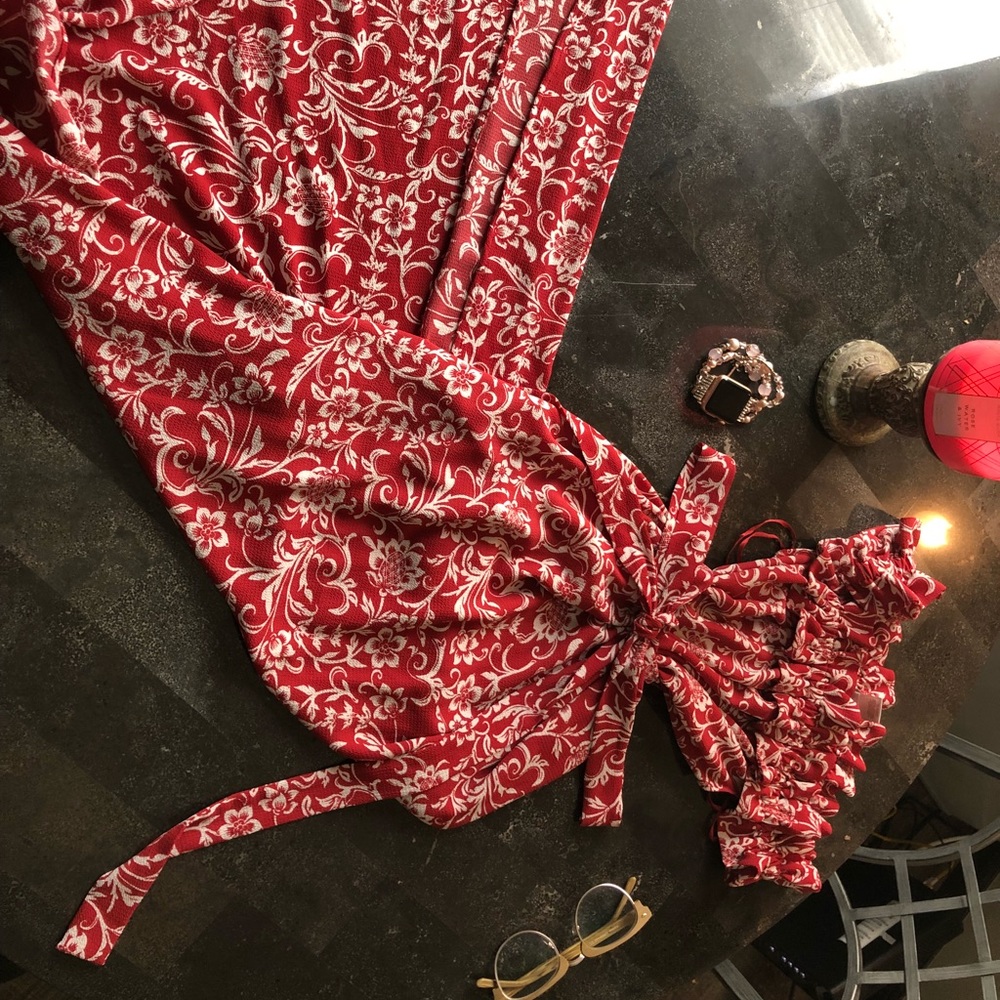 Beautiful Red & White Floral Maxi Dress From LOFT!